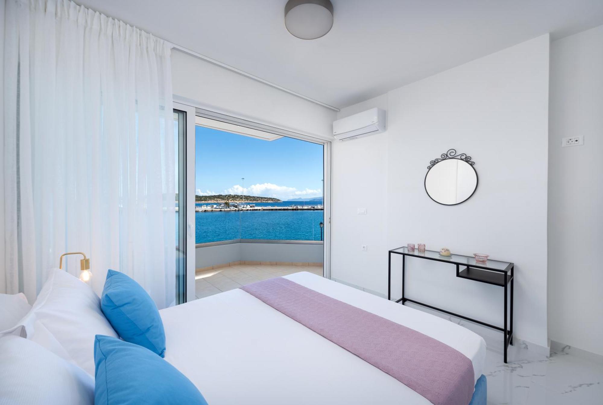 Sea View Bliss 2Br Agios Getaway Apartment อายิโอสนิโกลาโอส ภายนอก รูปภาพ